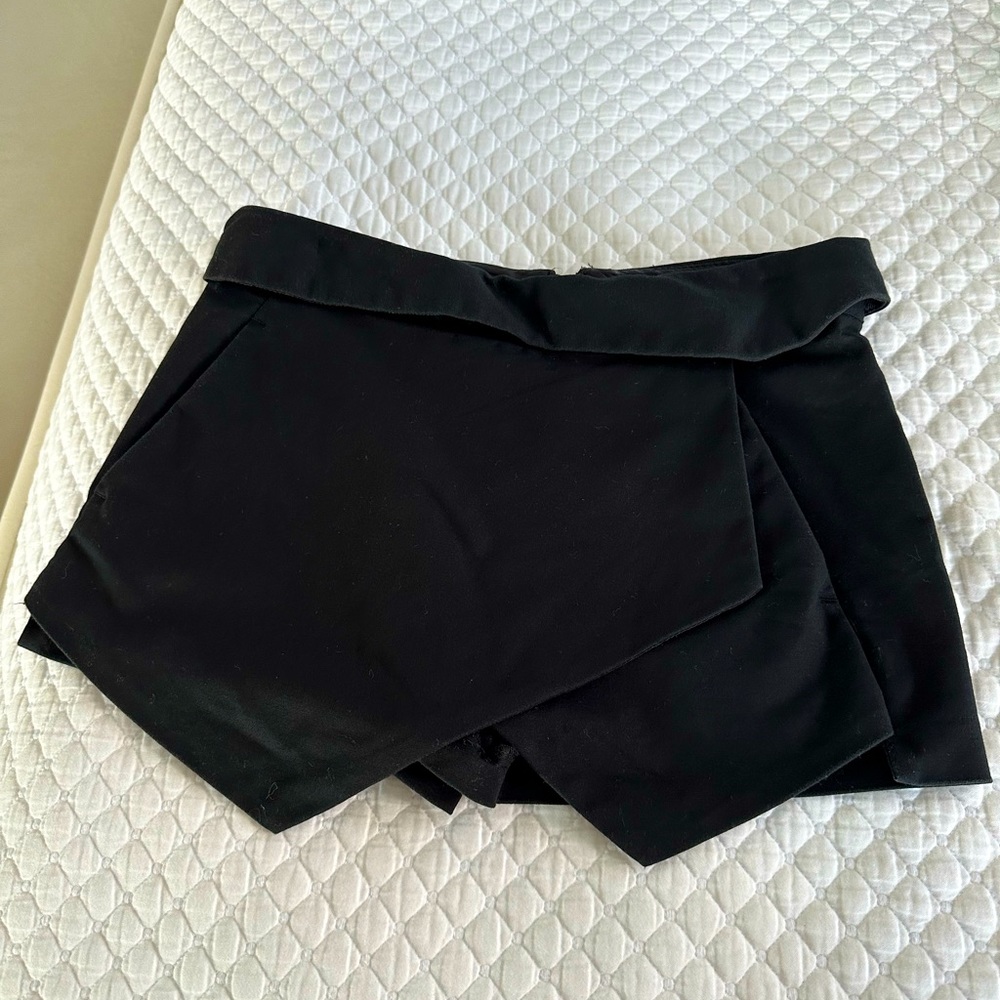 Zara skort,Size XS